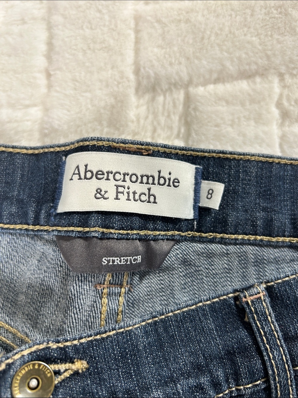 Abercrombie & Fitch Indigo Blue Low-Rise Denim Stretch Shorts size 8 - Picture 3 of 5